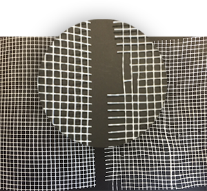 Явная разница стеклосетки малярной 2х2 мм «Lihtar» (слева) от хрупкой некачественной сетки (справа)